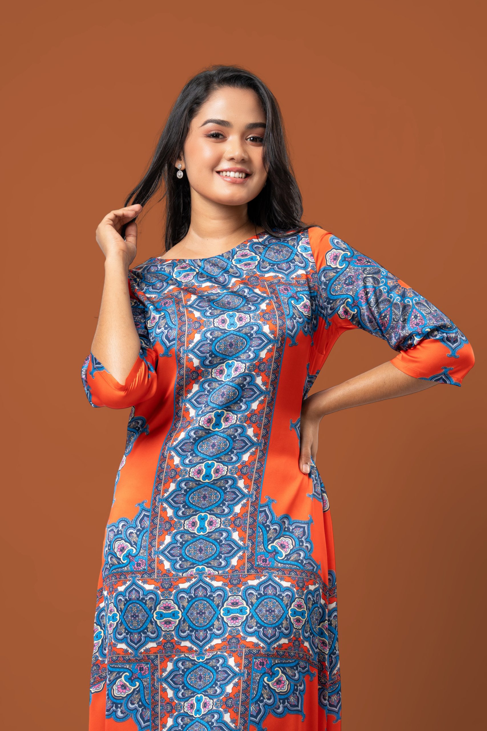 Abstract Patterned Midi Dress - Image 2