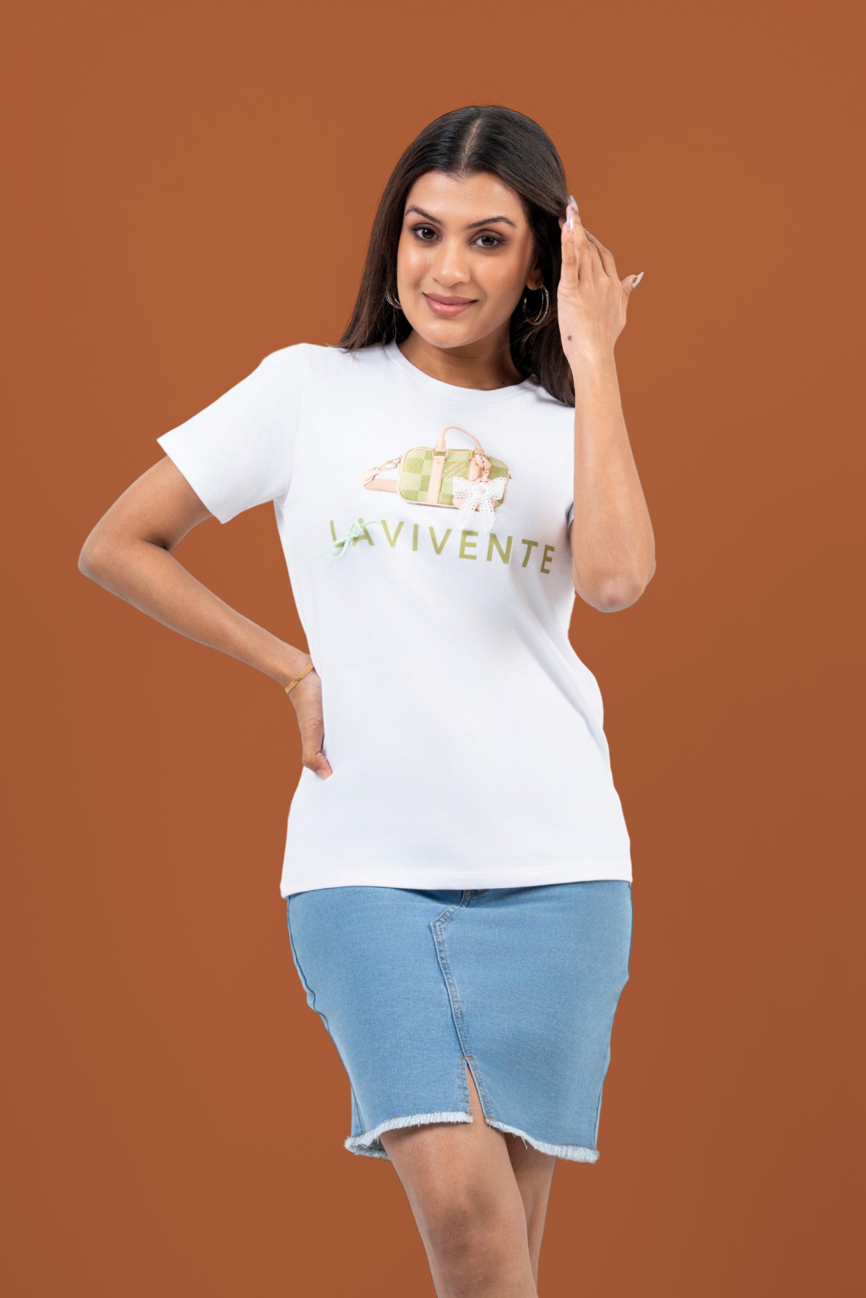 Bow Detail Graphic Printed T-Shirt - Image 4