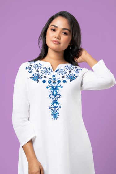 Front Slit Detail Embroidered Midi Dress