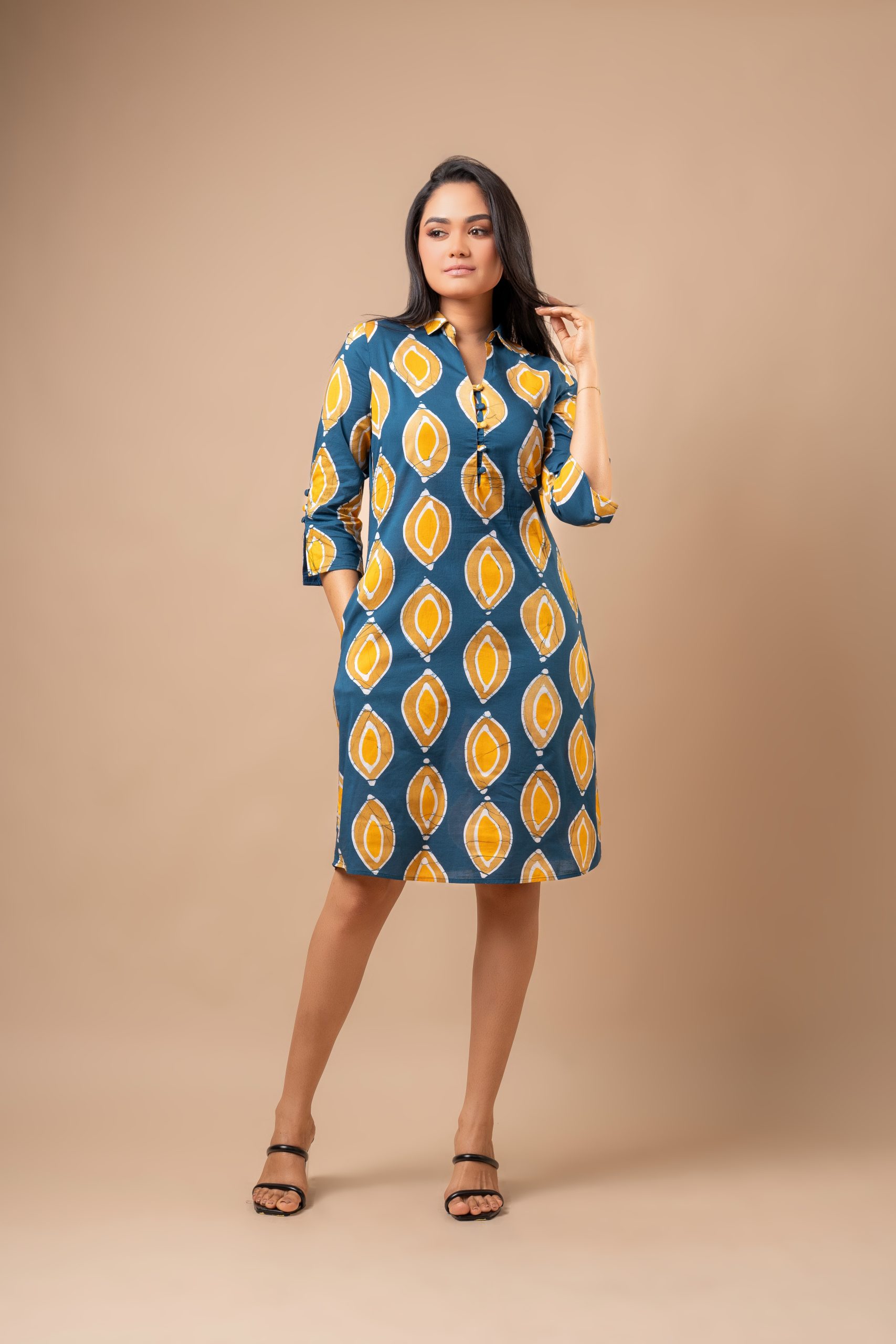Sleeve Button Detail Patterned Batik Short Dress - Image 5