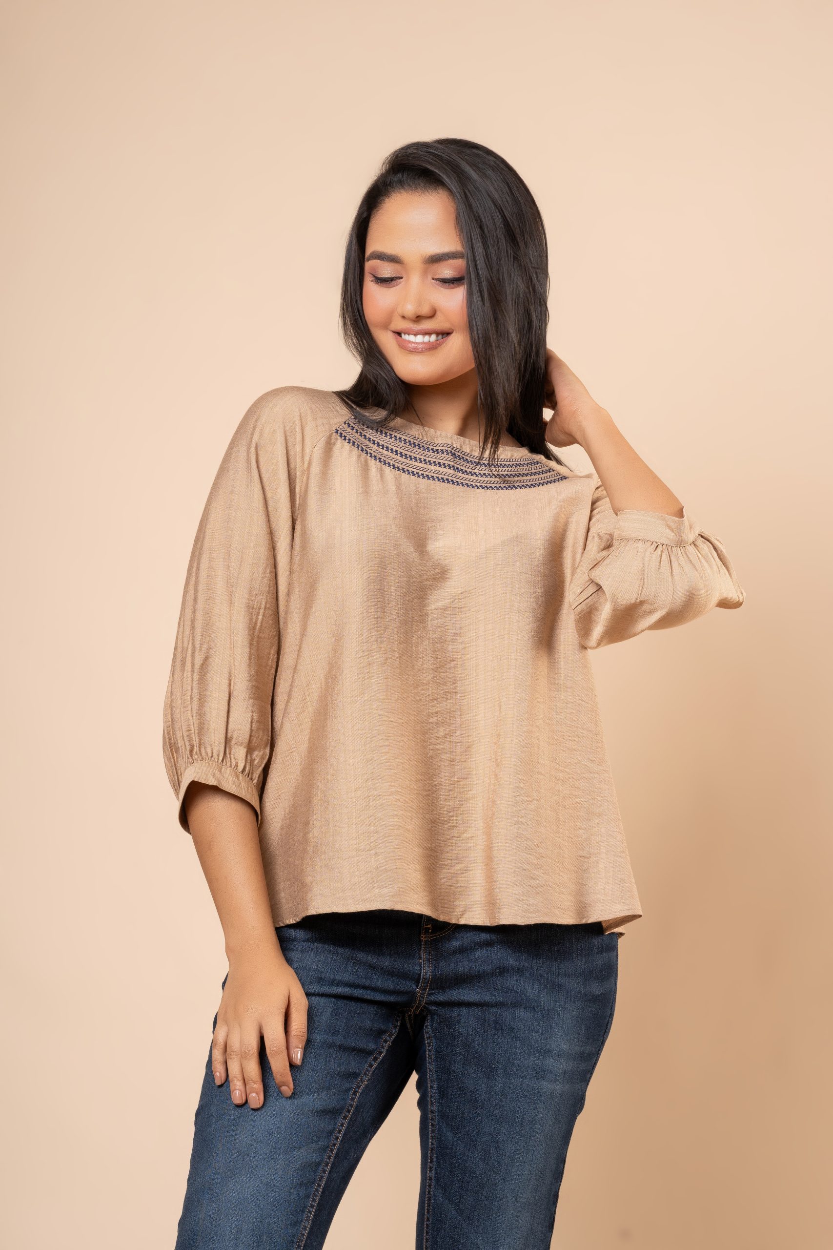 Embroidery Detail Puff Sleeve Blouse2 - Image 2