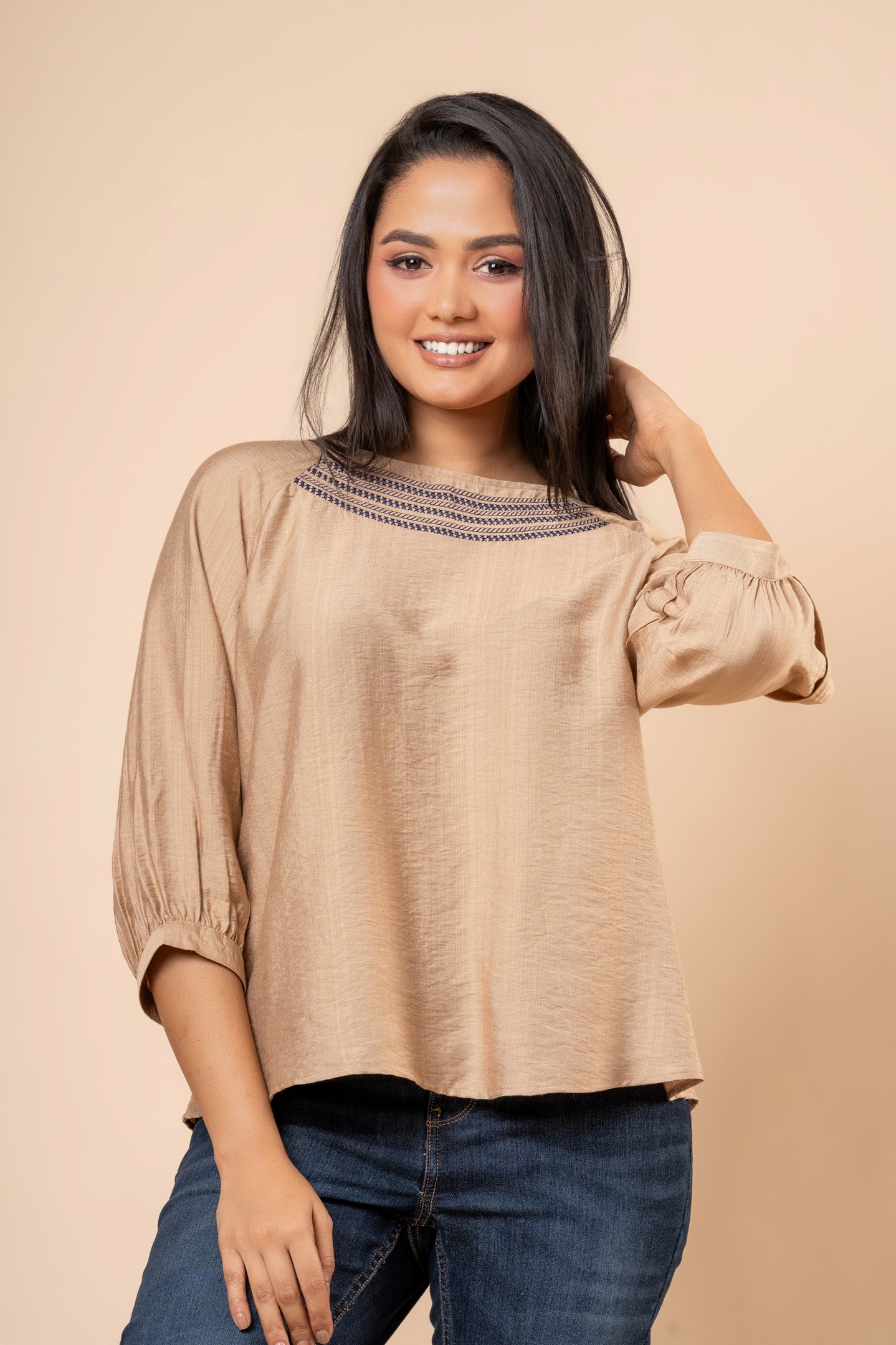 Embroidery Detail Puff Sleeve Blouse2 - Image 3