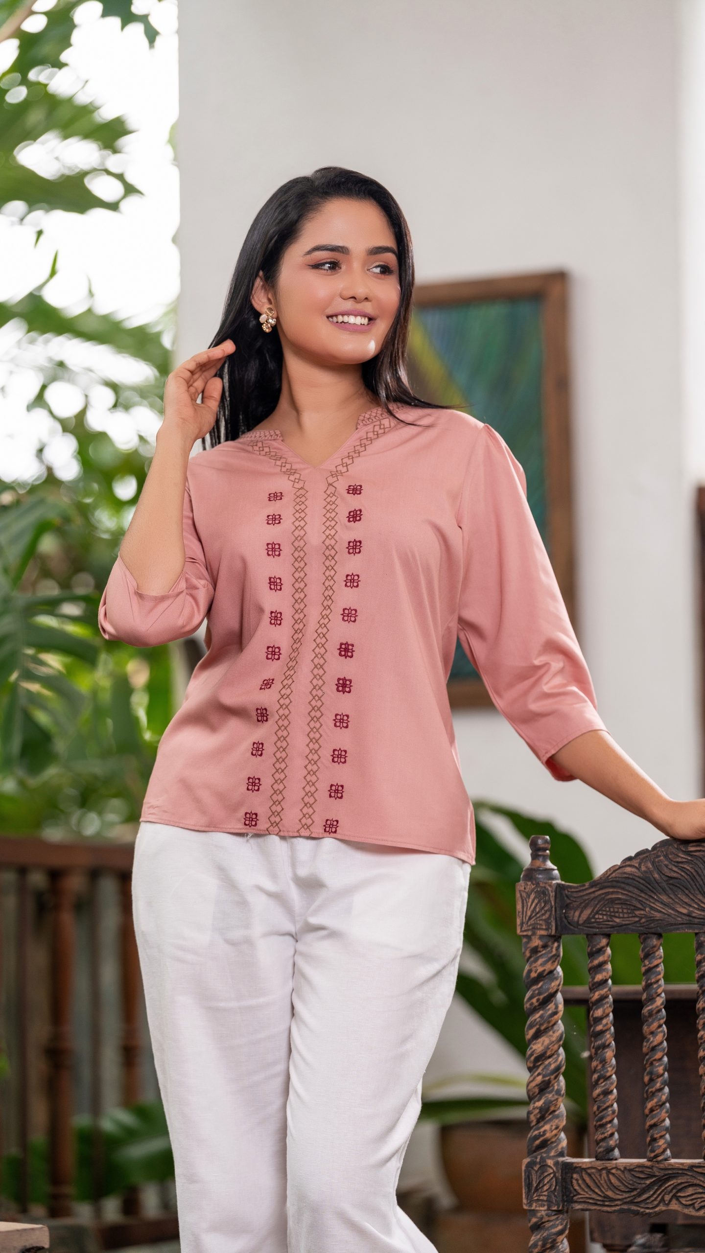 Geometric Embroidery Gathered Sleeve Top - Image 3
