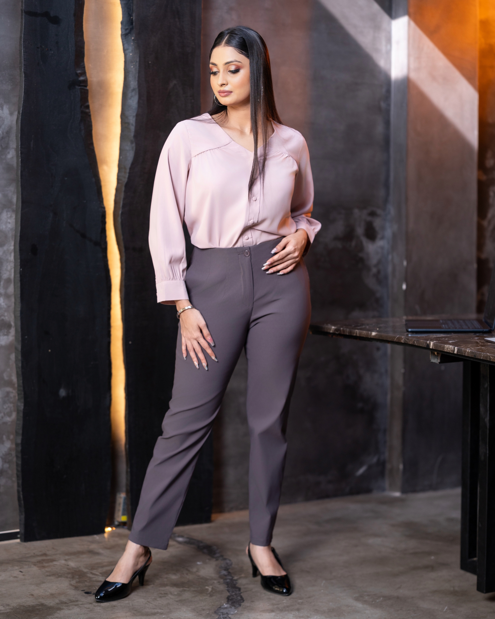 Dart Detail High-Waisted Pants - Image 2