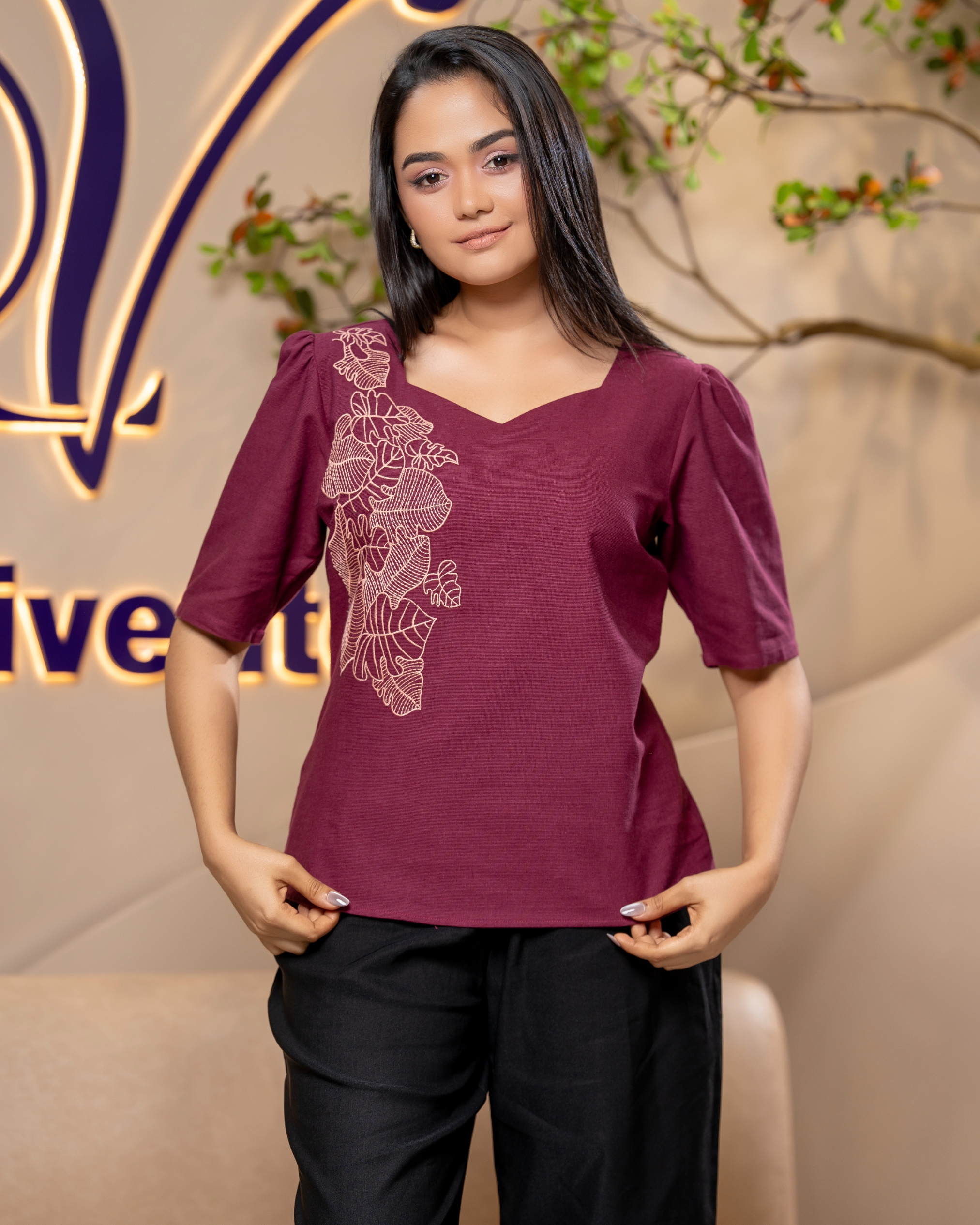 Embroidered Sweetheart Neckline Blouse - Image 3