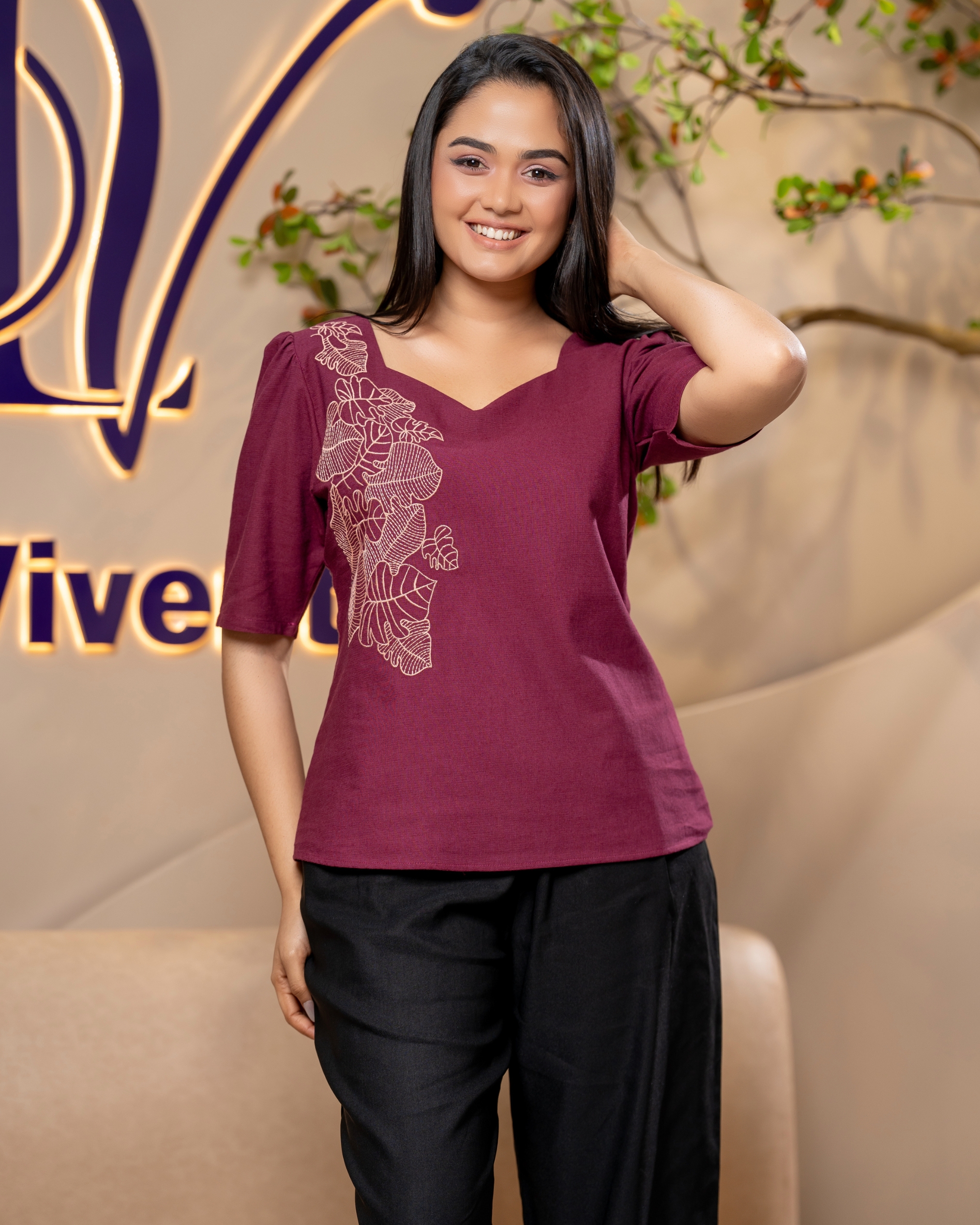 Embroidered Sweetheart Neckline Blouse - Image 2