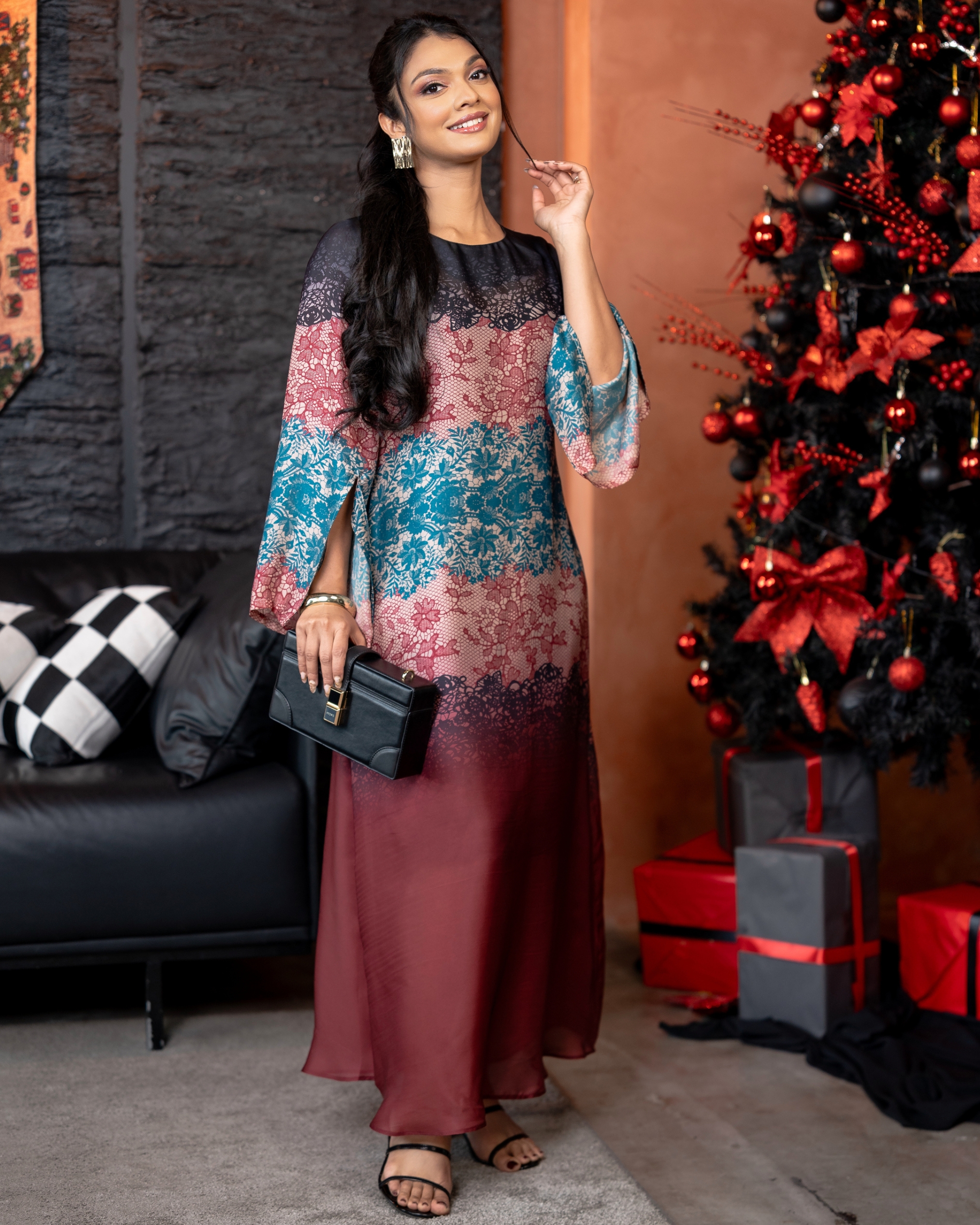 Floral patterned Sleeve Slit Detail Maxi Dress - Image 3