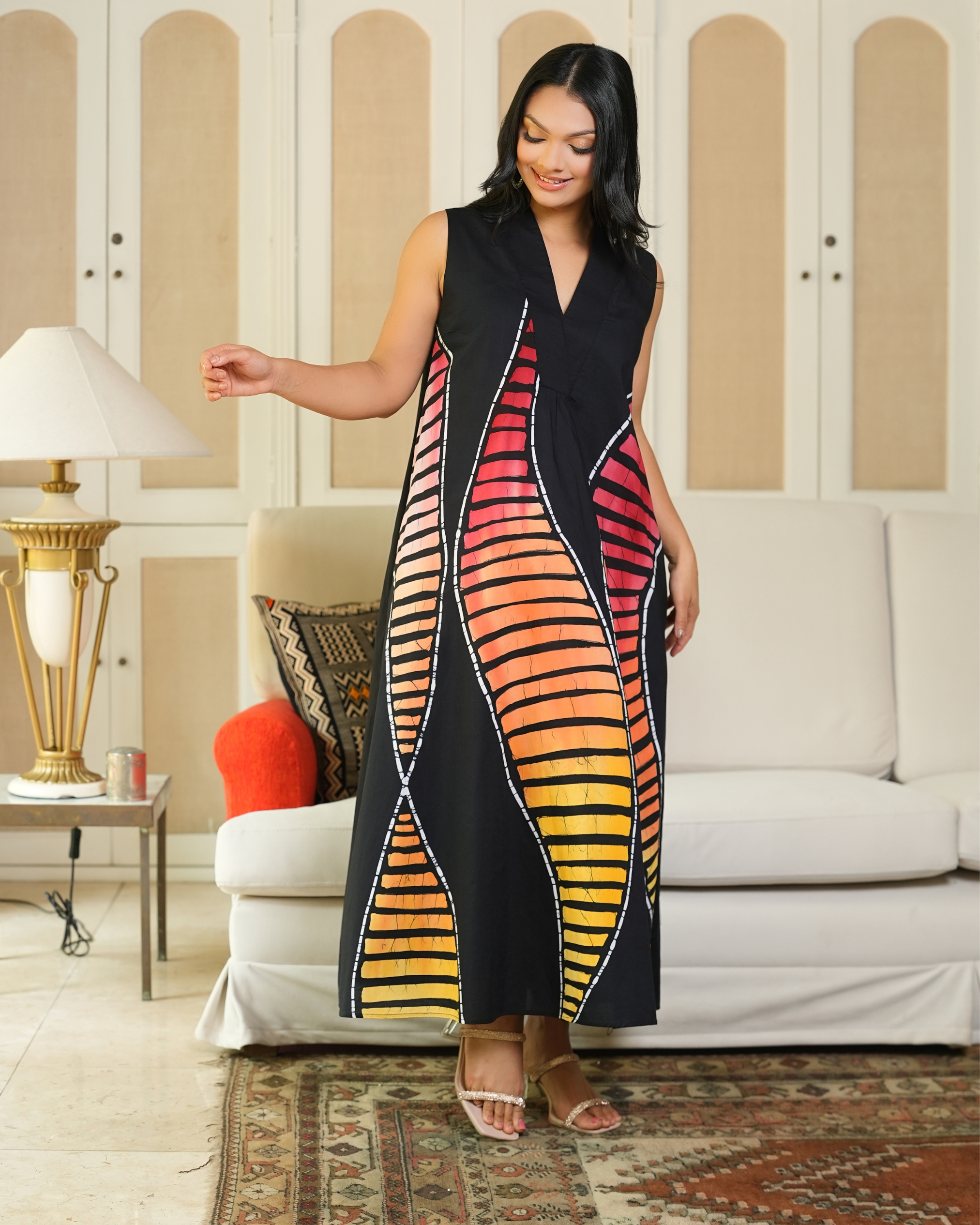 High Collared Sleeveless Batik Midi Dress - Image 4