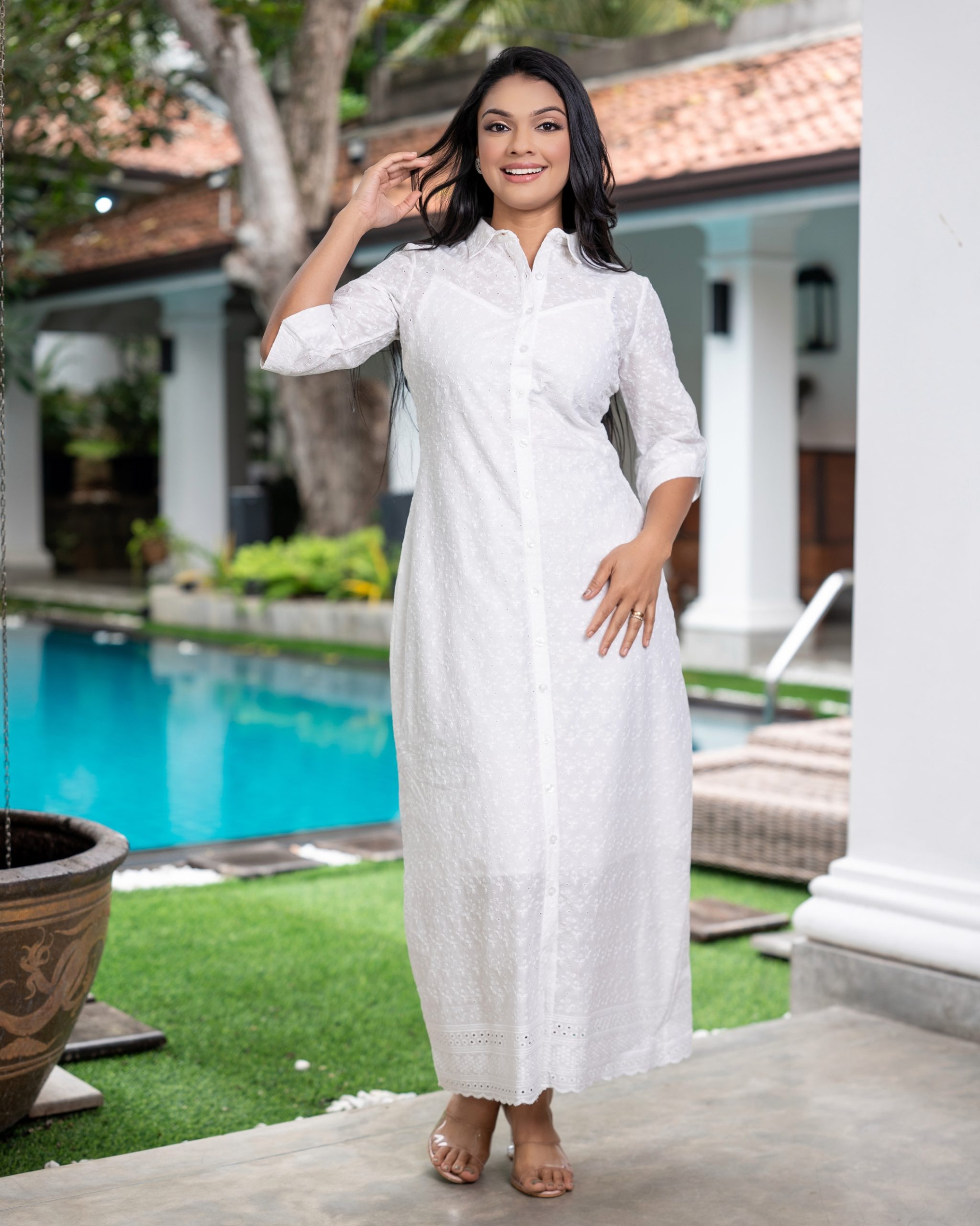 Button-Front Point-Collar Maxi Shirt dress - Image 3