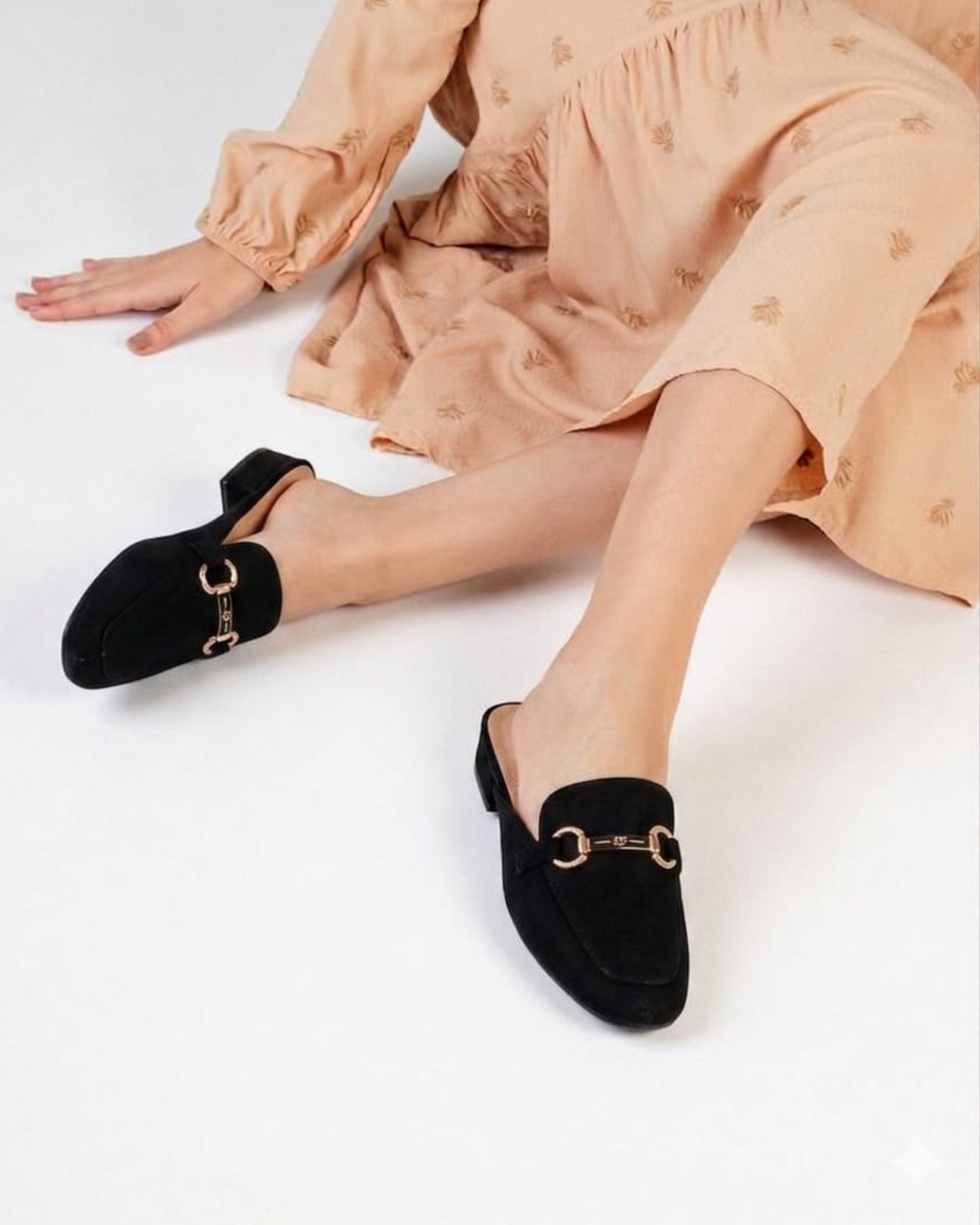 Slip-On Mule Heel - Image 6