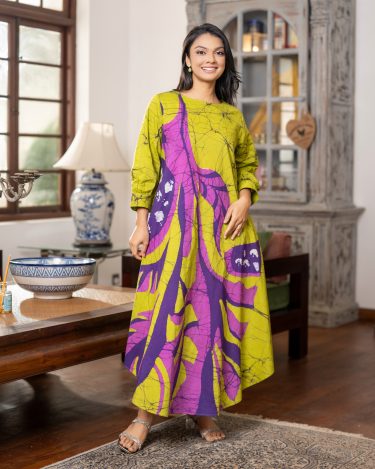 Abstract Leaf Batik Maxi Dress