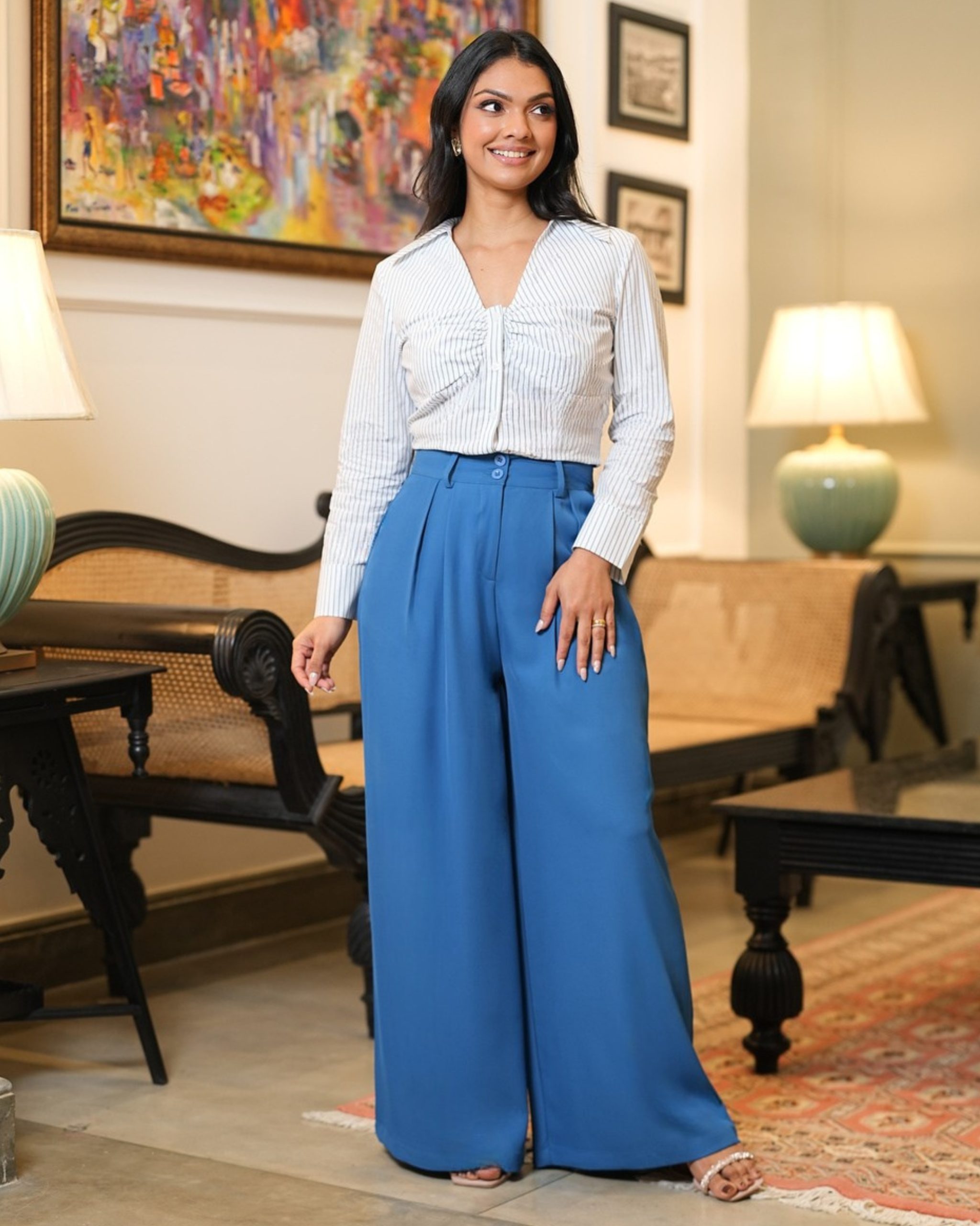Pleat Detail Wide-Leg Trouser - Image 3