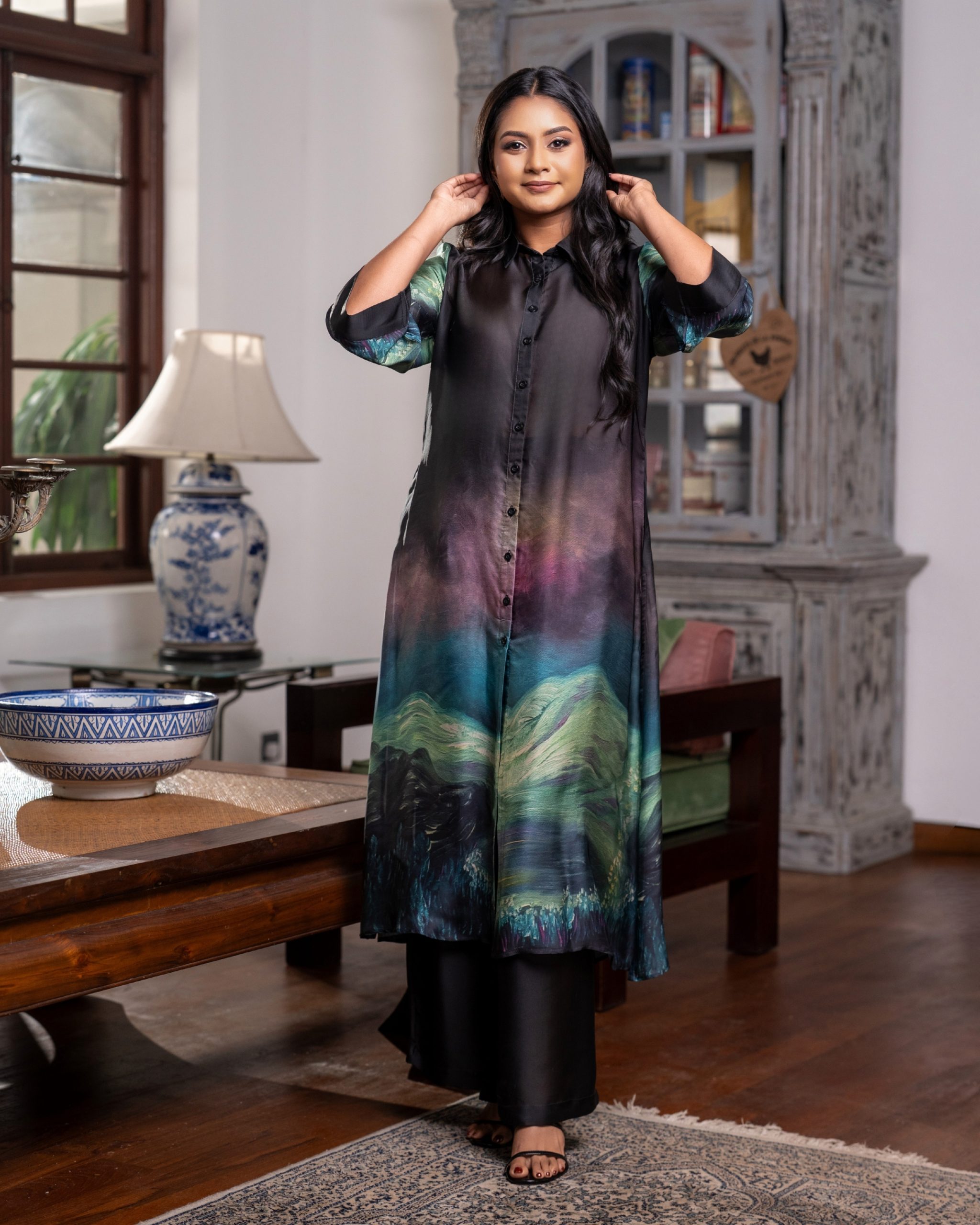 The Aurora Print Longline Shirt Tunic and Pant Set - Image 3