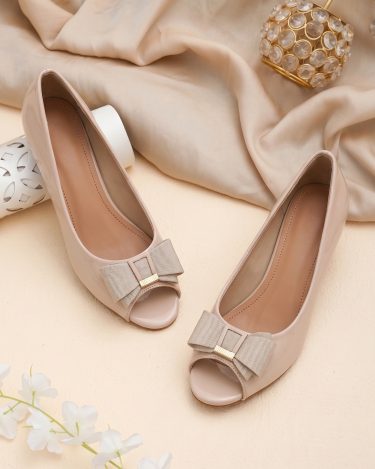 Bow Detail Pump Heel