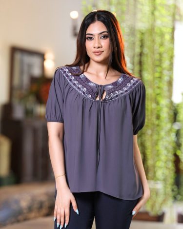 Embroidered Short Puffed Sleeve Blouse