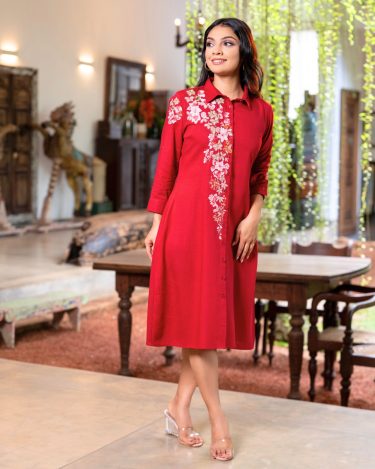 Scarlet Bloom Button-Front Short Dress