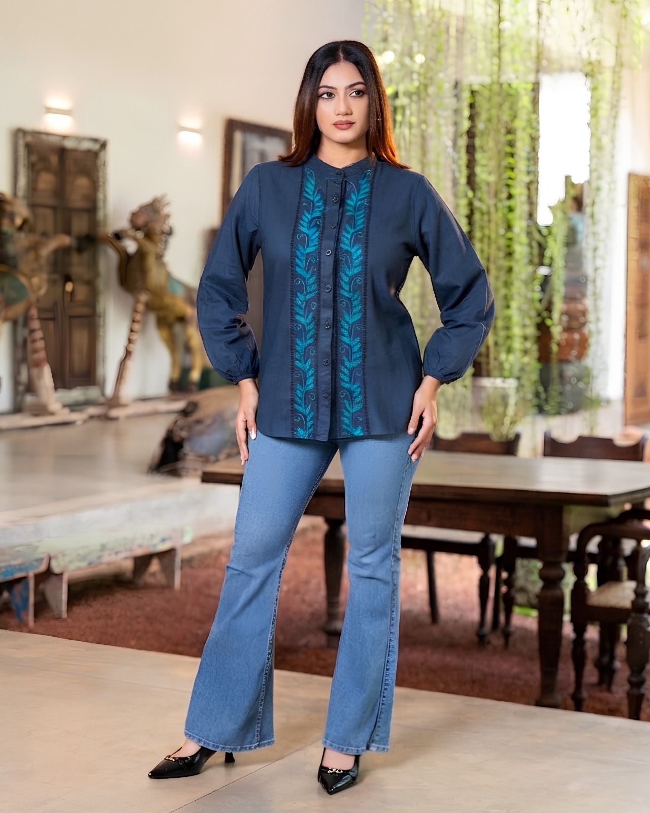 The Teal Vine Mandarin Long Sleeve Blouse - Image 2