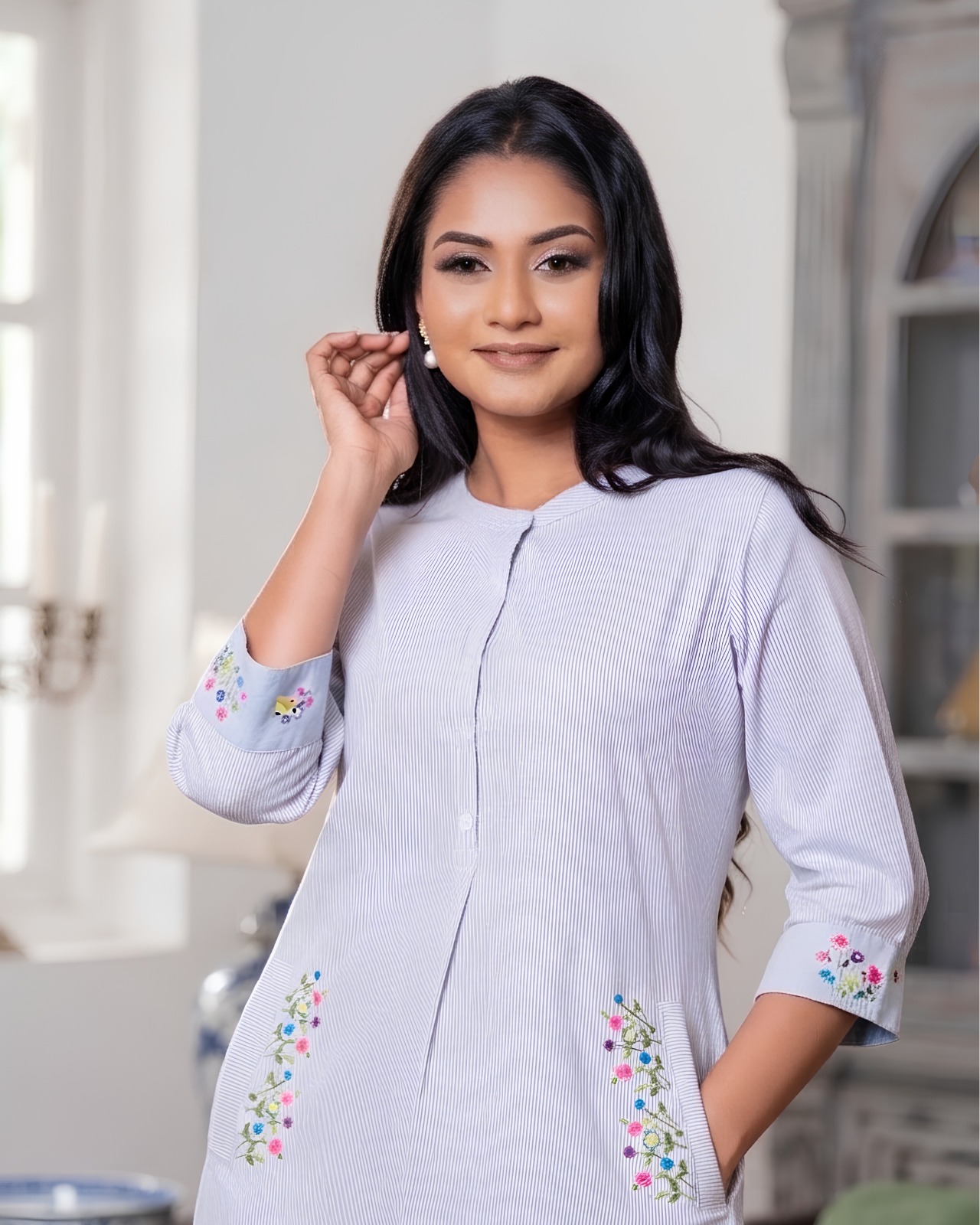 The Posy Pocket Embroidery Detailed Short Dress - Image 4